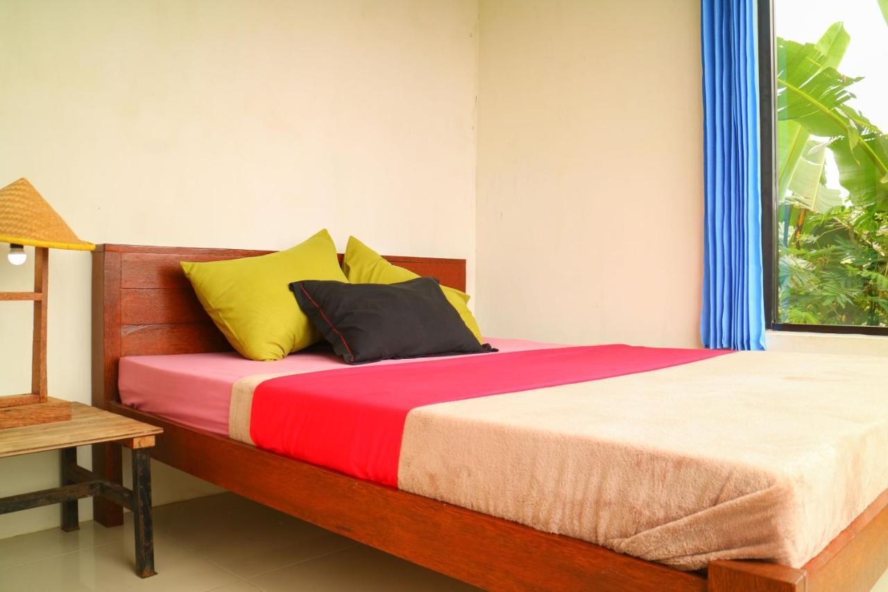 Amina Hill View Villa Malang By Ecommerceloka Exterior photo